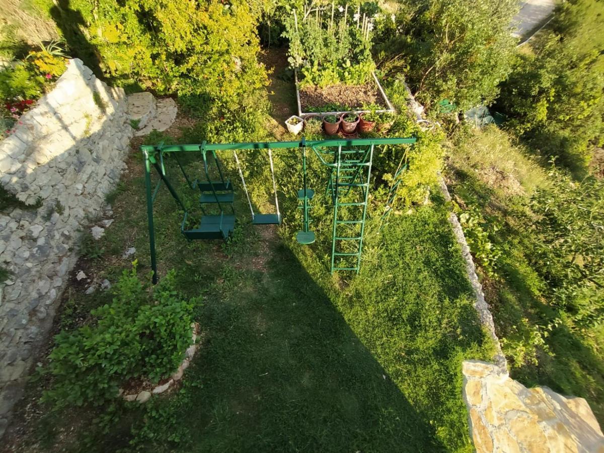 Holiday Home Colla Tučepi Eksteriør billede