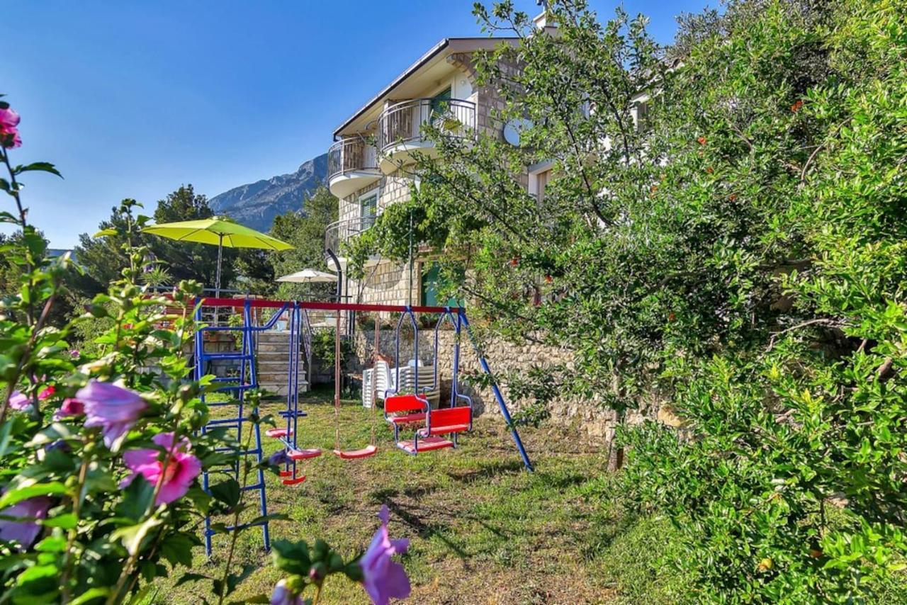 Holiday Home Colla Tučepi Eksteriør billede