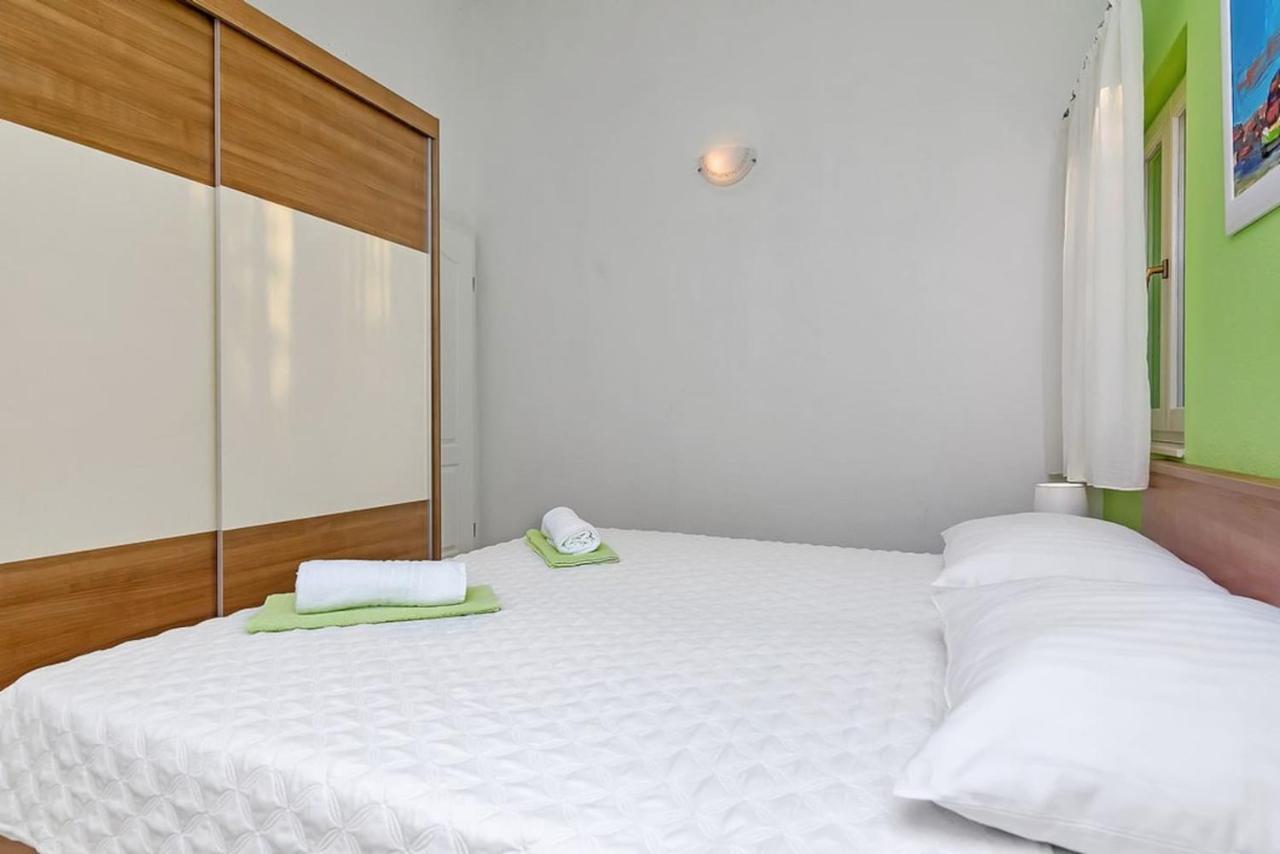 Holiday Home Colla Tučepi Eksteriør billede